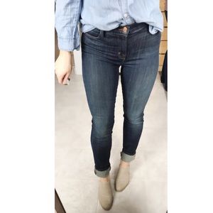 J Brand Mid Rise Skinny Jean BRAND NEW, NEVR WORN.
